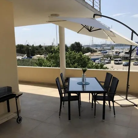 Appartement Mornari