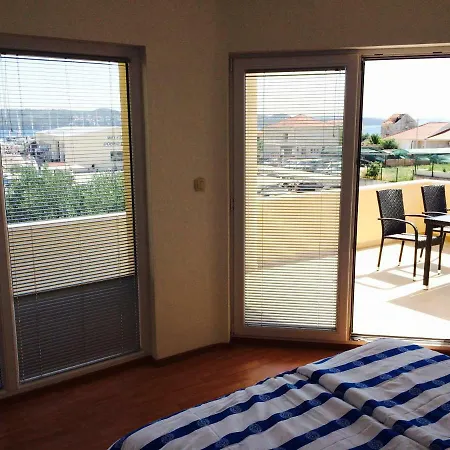 Appartement Mornari