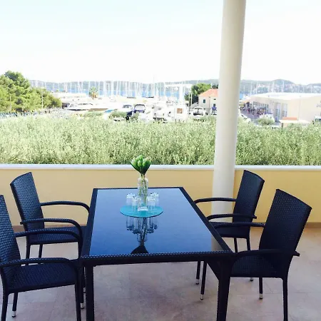 Mornari Appartement *